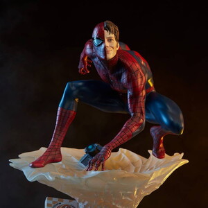 Spider-Man 12 Inch Exclusive Statue (Mark Brooks Version)