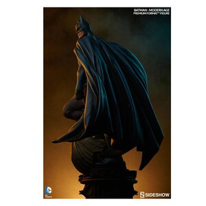  Batman Modern Age Premium Format Figure 